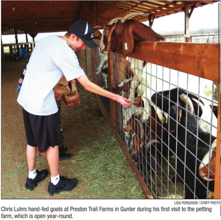 petting zoo - petting farm in North Texas